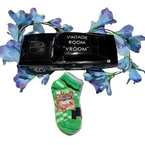 Minecraft NWT 6 Pairs No Show Socks Kids M (9-2.5)
